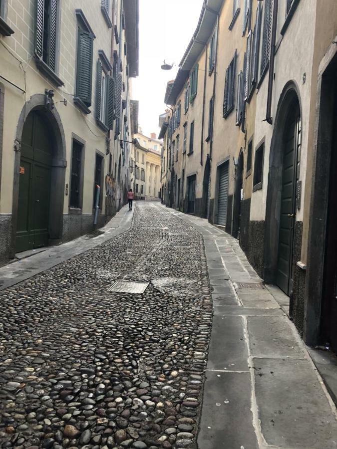 Olivia Suite Charme&Relax Bergamo Exterior foto